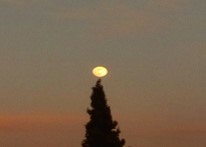 La Luna Juega con Nosotros….